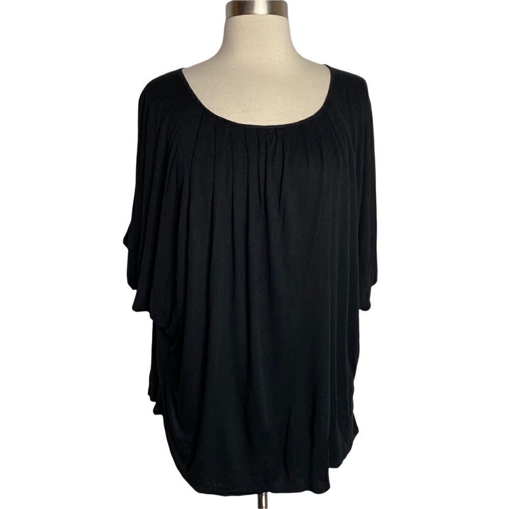 BCBGMAXAZRIA Pleated Cold Shoulder Black Oversized Top One Size